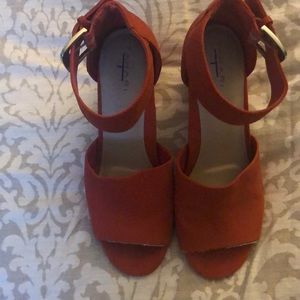 Tahari Penelope Shoes